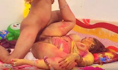 Widow Enjoys Holi With A Colorful Sex Xvideos Party