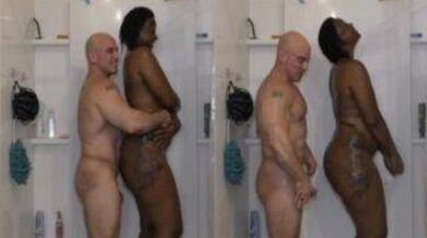 Ebony daughter fucks daddy in the bathroomm