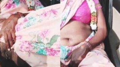 Telugu aunty masturbates in the driving car