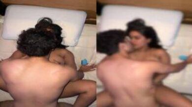 Indian beautiful senior girl fucks with junior