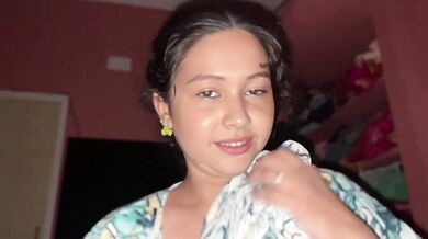 Indian wife first facial creampies