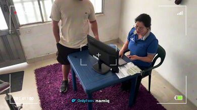 A sexy Iranian girl fucks with her friend's husband