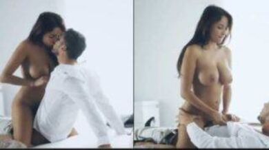 Super Sexy Indian Model Fucks Director in Shooting Apartment