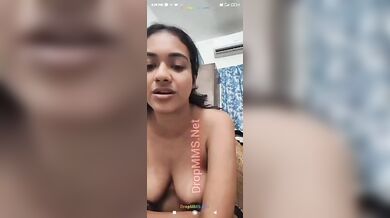 South Indian actress Sruthi exposing half-naked talk with BF