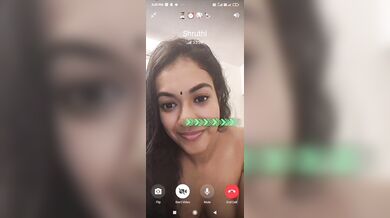 Tamil Actress Sruthi exposed in casting couches [???? Listen]