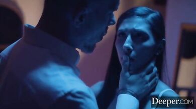 Gianna Dior fucks boss with her stunning body