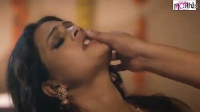 Rich aunty seduced by Tailor during measurement