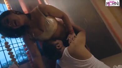 Rich aunty seduced by Tailor during measurement