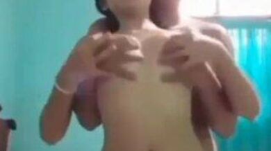 18+ Chinese Desi teen girlfriend fucking while standing