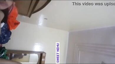 Home alone girlfriend invited boyfriend for romantic sex