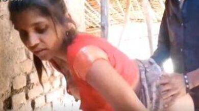 Jaipur lady takes anal fucking standing outdoor