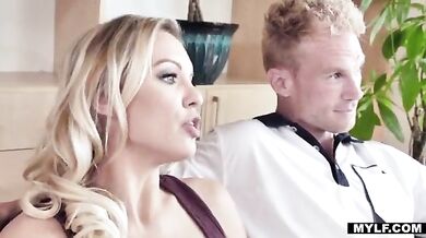 Mom's graduation gift is surprise sex