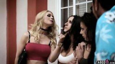 Dirty couple fucked a homeless