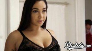 Daddy drilled his vigorous daughter's pussy fuck porn