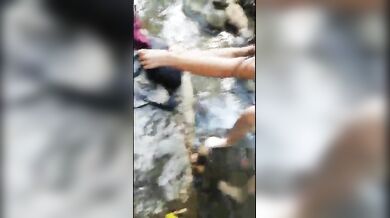 Horny couple fuck in the jungle