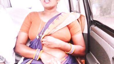 Telugu aunty fucks in the car masturbate her pussy