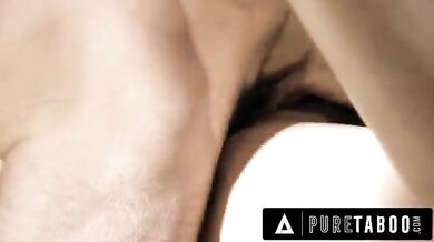 Crazy men fucks the sexy bitches in a threesome