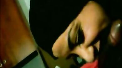 Arab lady sucks her first BBC