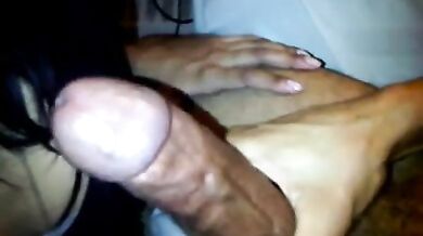 Banglore IT girl sucks her colleague's dick in the office