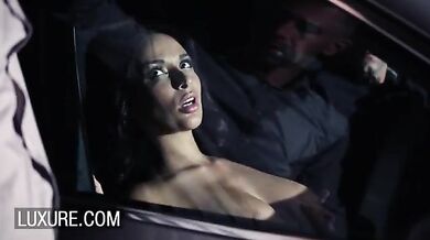 Cuckold sells his wife for a gangbang in a parking lot