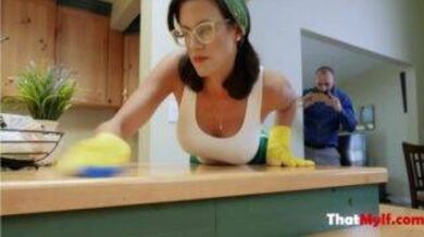 The man throws money in front of his maid to get fuck