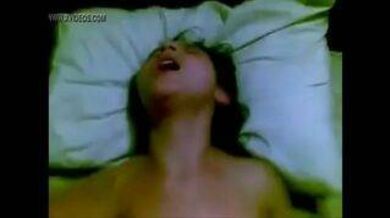 Jaipur guy fucks his GF's roommate at her hostel room