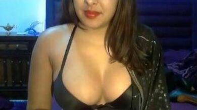 Desi Indian camgirl