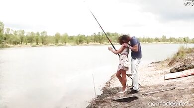 Cute GF fucked on the picnic