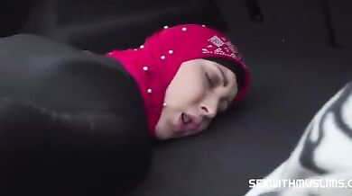 Man fucked his Arab wife roughly