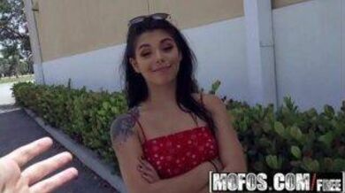 Young girl fucked outdoor for money