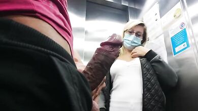 Russian lady gave a handjob to a stranger