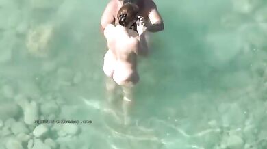 Dirty couple fucked in front of the people