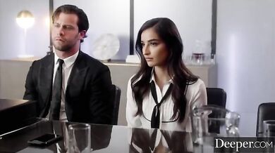 Young girl fucked the lawyer to win the case