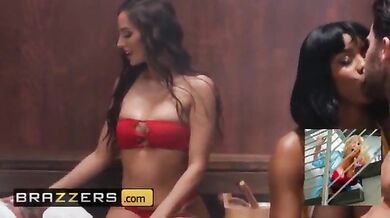 The lucky guy fucked two ladies in the sauna