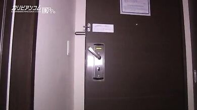 Japanese boss fucked his sexy secretary