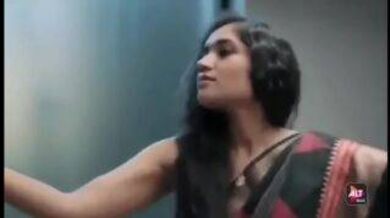 Indian student sucked his teacher's pussy