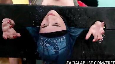 Men fucked an Arab whore brutally