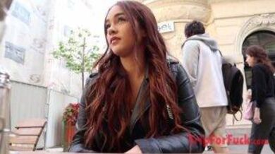 Russian girl sucked a stranger's dick for extra money