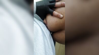 Quick office sex with hot arab babe