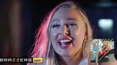 American MILF fucked by stranger in bar