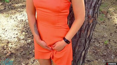 Hot couple found alone place for sex