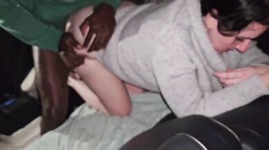 An American pink pussy girl homemade sex video