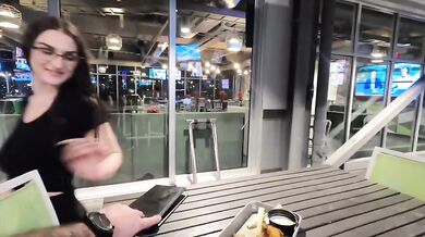 Sexworker fucks with stranger's big cock