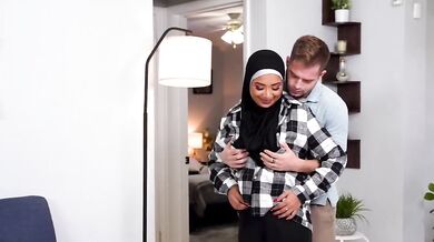 Muslim wife fucks with neighbhour