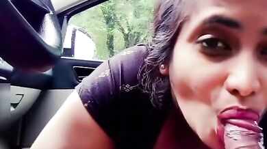 Viral MMS video of Tamil aunty enjoy blowjob sex