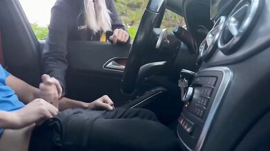 Good heart stranger milf help handjob MMS video