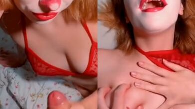 Girlfriend give surprise joker cosplay sex to boyfriend