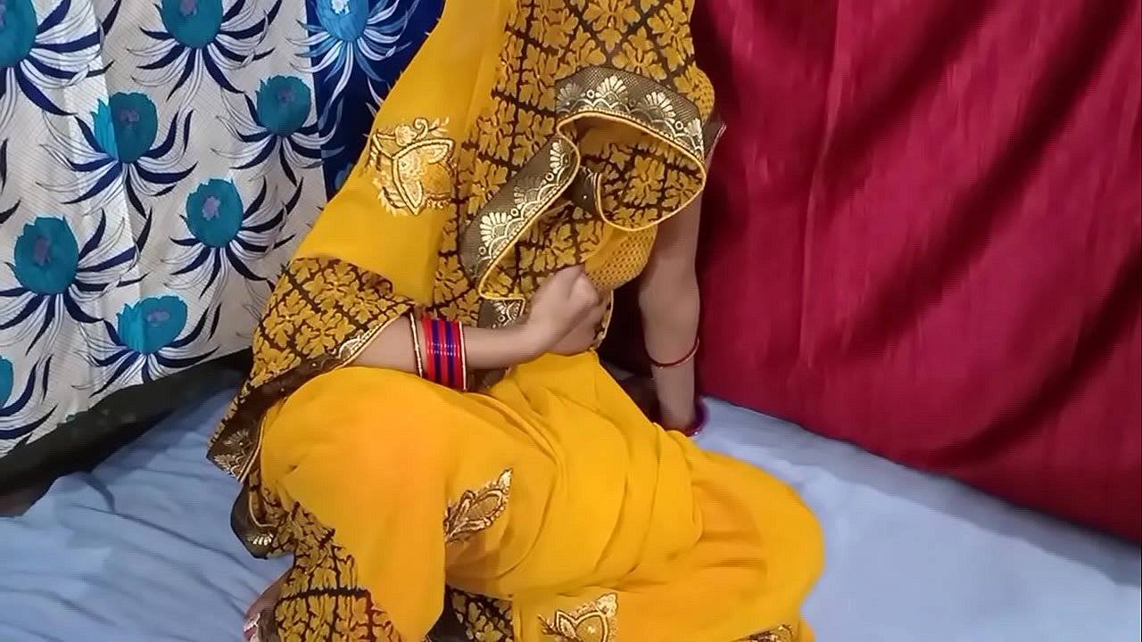 Indian Ghunghat woman open her pussy for cock