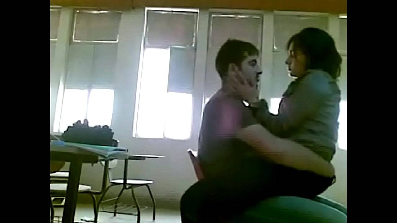 Mouth and boobs fucking in classroom