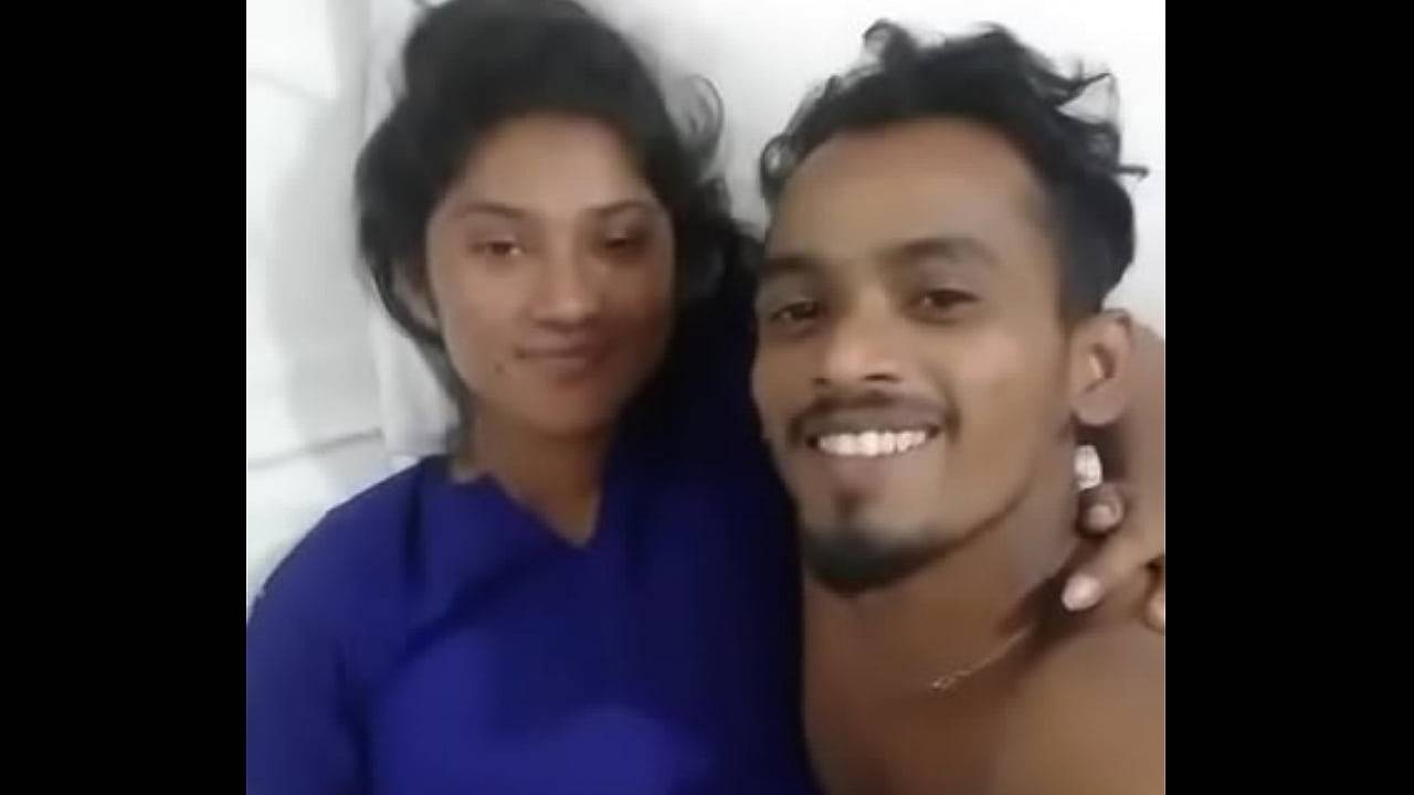Indian couple showing blowjob show on webcam